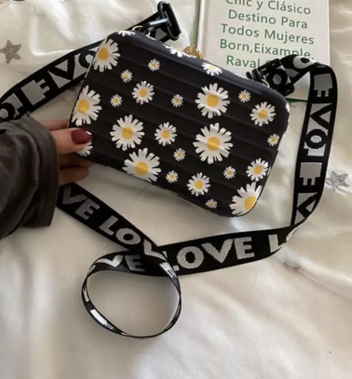 Sling box bag (random color )